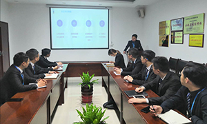 話經(jīng)驗(yàn)，同分享，共成長(zhǎng)——安徽六安店開展招商知識(shí)分享培訓(xùn) 